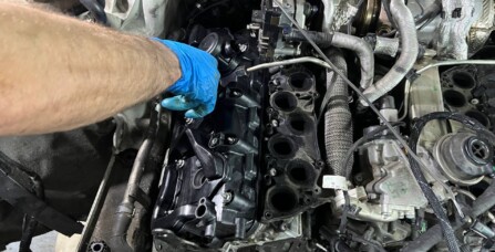 Заміна гідрокомпенсаторів Audi A8 3.0 TDI 2017 року