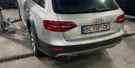 Заміна клапанної кришки на Audi A4 B8 Allroad 2.0 TDI