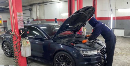 Діагностика двигуна на предмет сторонніх звуків Audi A7C7 3.0 TDI