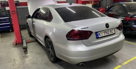 Заміна комплекту ГРМ Volkswagen Passat 2.5 бензин