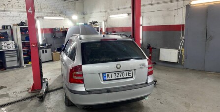 Чистка впускних клапанів горіхом та заміна ВКГ Skoda Oktavia 1.8 TSI