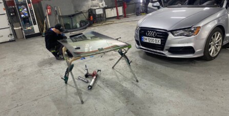 Заміна лобового скла Audi A3 2.0 TSI