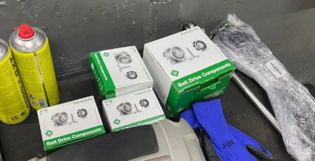 Заміна ременю навісного обладання та комплекта роликів Porsche Cayenn GTS 4.8 Turbo