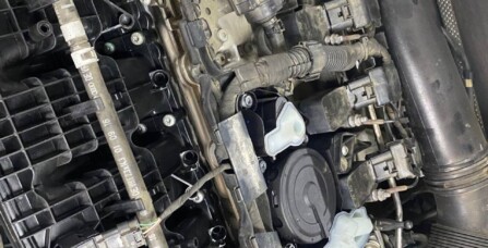 Профілактичне обслуговування впускної системи на Volkswagen Golf GTI 2.0 TSI