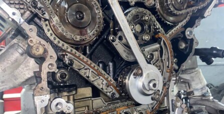 Заміна комплекту ланцюгів ГРМ на Volkswagen Touareg 3.0 TDI