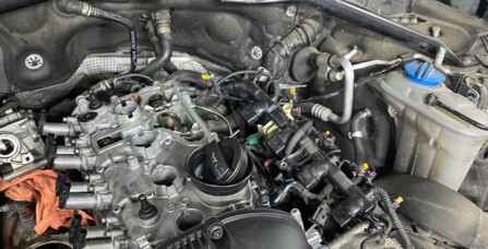 Ремонт головки блока циліндрів з заміною клапанів через не своєчасну заміну ГРМ Audi А4B9 2.0 TSI