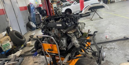 Переущільнення двигуна на Audi A8 3.0 TDI