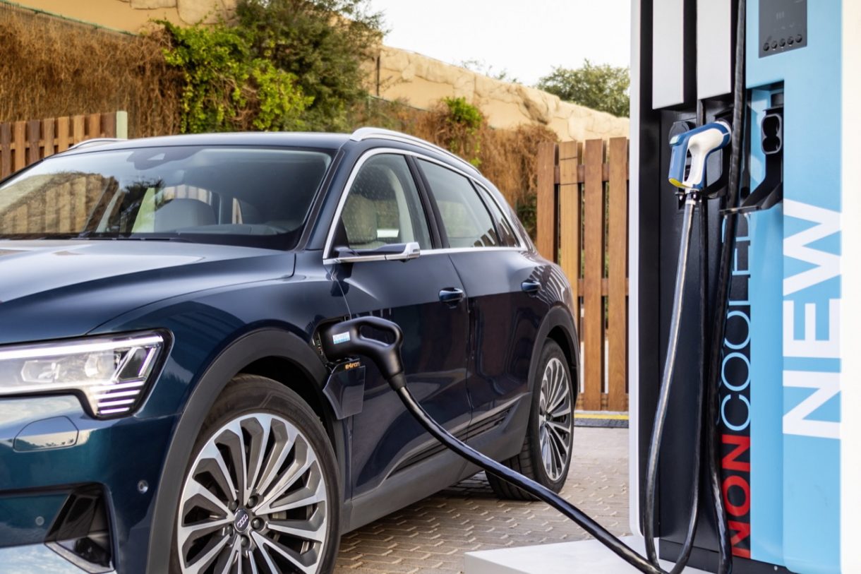 Огляд типів зарядок для Audi e-tron: від домашньої розетки до CCS