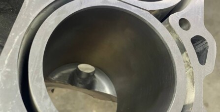 Гільзування двигуна DlZA Audi Q7 3.0 TFSI