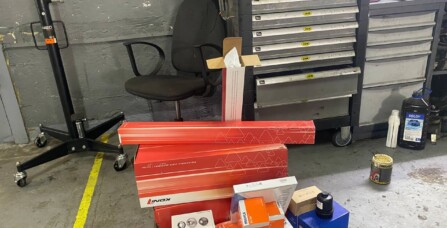 Заміна штатних адаптивних амортизаторів Volkswagen Golf R 2.0 TFSI