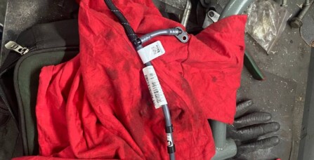 Підтікання заднього сальника колінчатого валу на Volkswagen Beetle 1.8 TSI