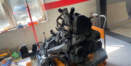 Ремонт двигуна на пробігу 700 000 км Volkswagen T5 1.9 TDI