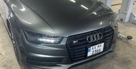 Як правильно замінити оливу та фільтри Audi S7 4.0 TFSI V8