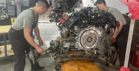 Гільзування двигуна Audi Q7 3.0 TFSI