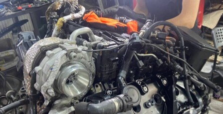 Переущільнення задньої плити двигуна Audi A6 C7 3.0 TDI