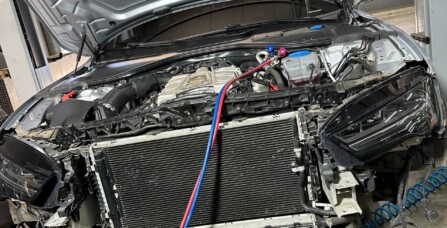 Заміна радіатора кондиціонера Audi A7C7 3.0 TFSI