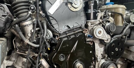 Заміна комплекта ланцюгів ГРМ та чистка впуску Audi A4B9 2.0 TFSI