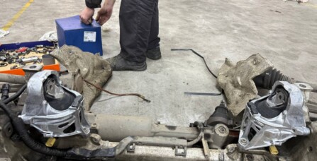 Переущільнення двигуна та заміна рокерів Volkswagen Touareg 3.0 TDI