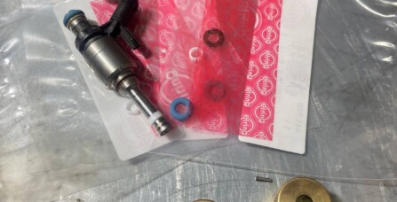 Чистка паливних форсунок та заміна ремкоплектів Volkswagen EOS 2.0 TSI