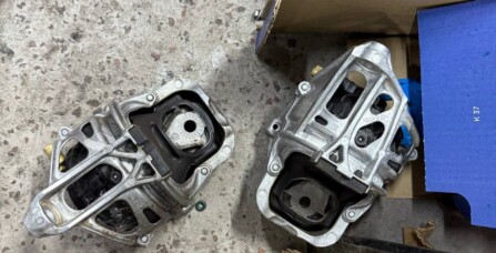 Заміна подушок двигуна - вібрація на холодну Audi A8 3.0 TFSI