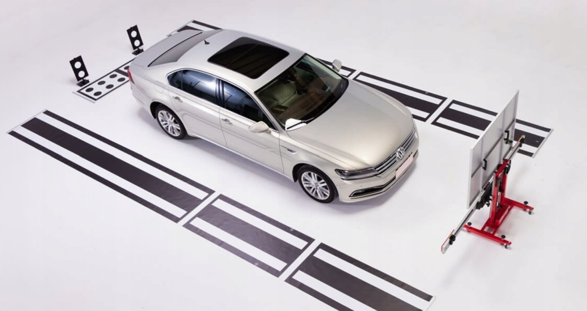 Калібрування радара та камер ADAS після заміни лобового скла — поетапна інструкція