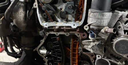 Заміна розподільчих валів Audi Q5 2.0 TSI