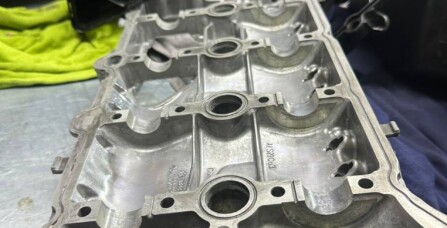 Переущільнення бугільної кришки та заміна комплекту ГРМ Audi A6C8 2.0 TFSI