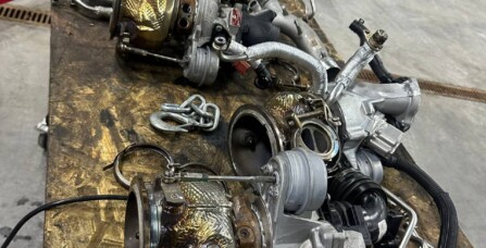 Заміна комплекта ланцюгів ГРМ та профілактика турбокомресорів Audi RS6C8 4.0 TFSI