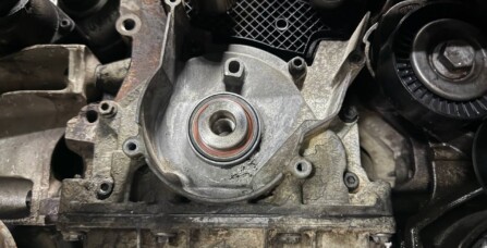 Заміна комплекта ГРМ з заміною ременю оливного насосу Volkswagen Touran 2.0 TDI