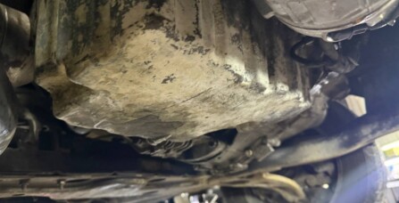 Заміна комплекта ГРМ з заміною ременю оливного насосу Volkswagen Touran 2.0 TDI