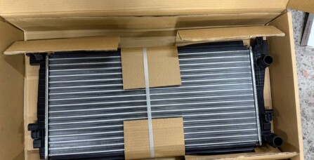 Заміна радіатора охолодження Skoda Oktavia A7 2.0 TDI