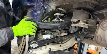 Заміна ричагів задньої підвіски відновлення після ДТП Audi Q5 2.0 TFSI