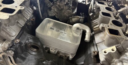 Зняття/встановлення двигуна та переущільнення Audi Q5 3.0 TDI