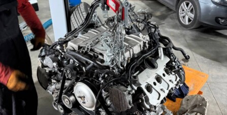 Заміна двигуна на контрактний через задири в циліндрах Audi A6 C7 3.0 TFSI CREC
