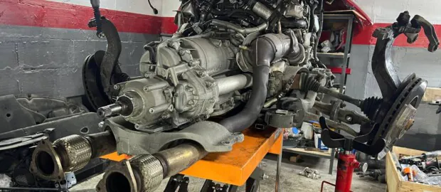 Замена двигателя Audi SQ5 3.0 TFSI