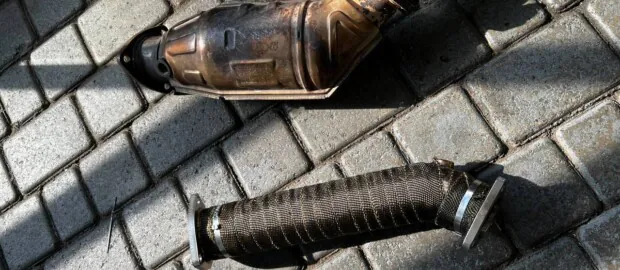 Установка даунпайпа Audi A4 B6 1.8 T